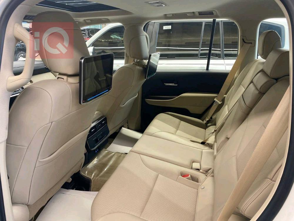 تۆیۆتا لاند کروزەر